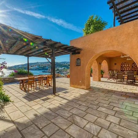 Front Majestic Villa *